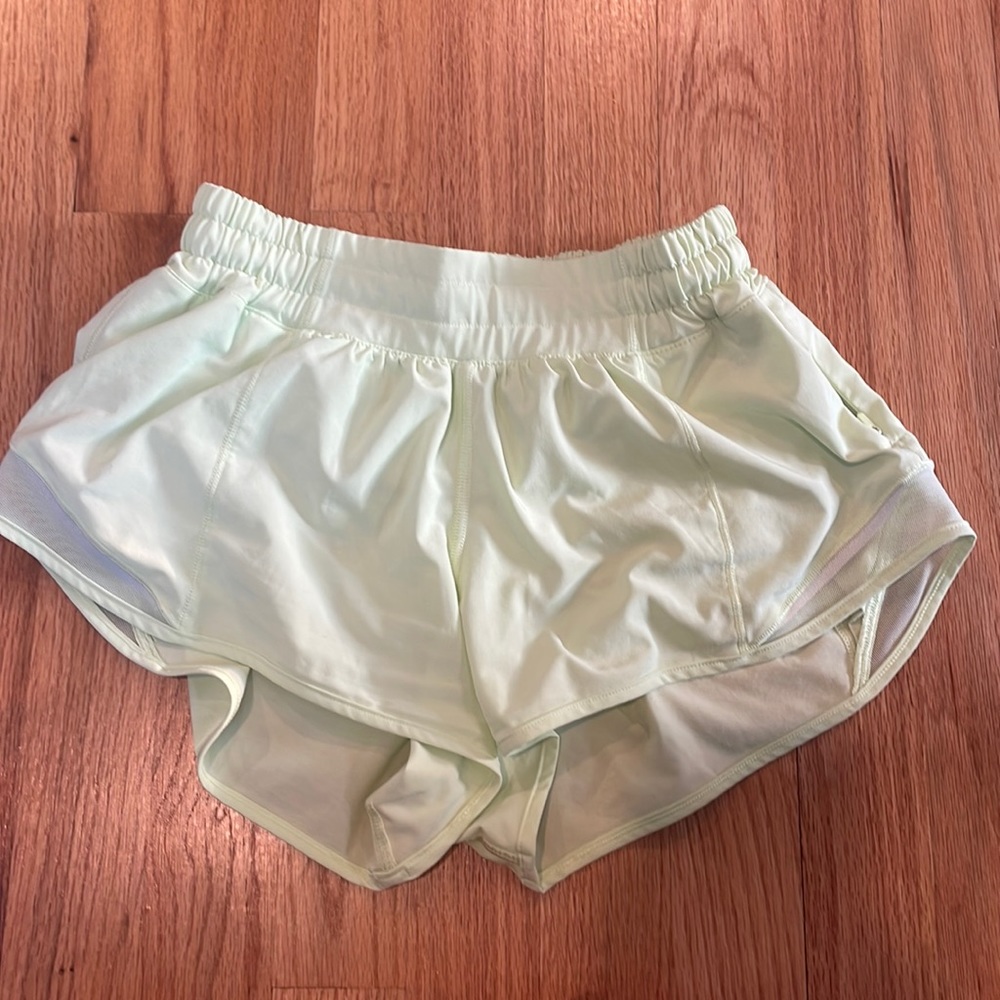 Lululemon hotty hot shirt 2.5 yellow